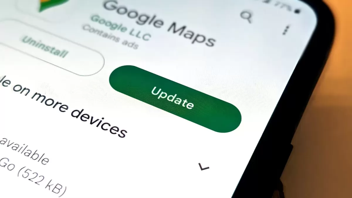 Google Play Store’da Google Maps uygulaması için görünen güncelleme düğmesi