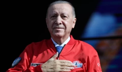 Erdoğan: Savunma sanayisinde daha iyi yerlere geleceğiz