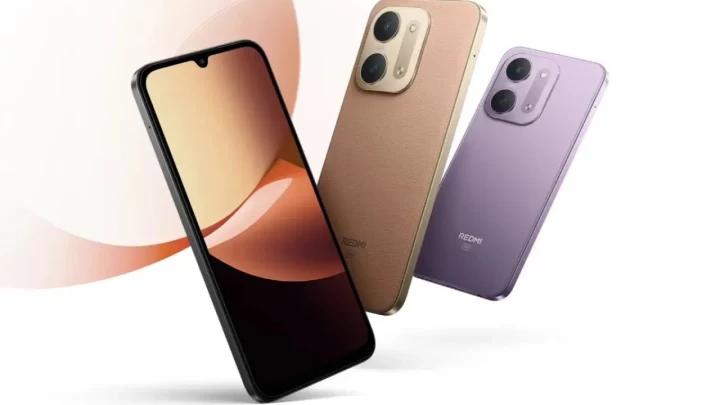 Redmi 17C 5G telefonun ön ve arka yüzü
