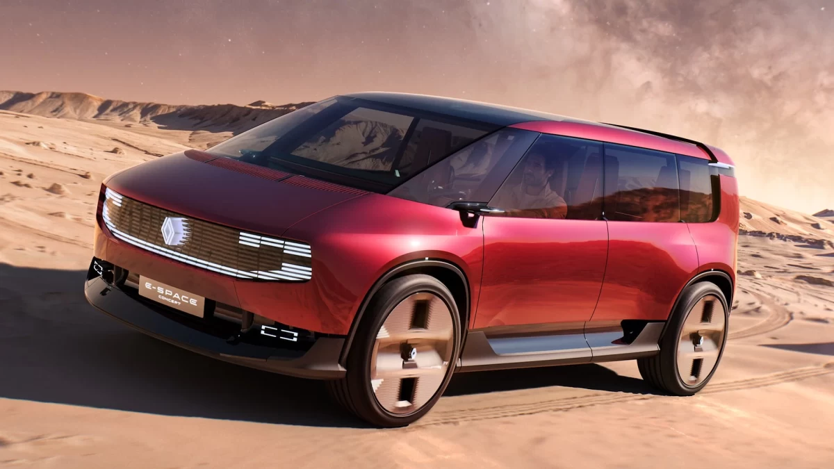Kumluk bir arazide sergilenen kırmızı Renault E-Space Concept