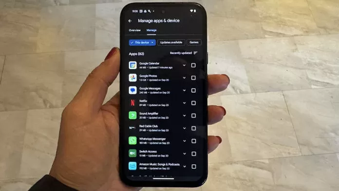 Elde tutulan telefonda uygulama yönetimi ekranı