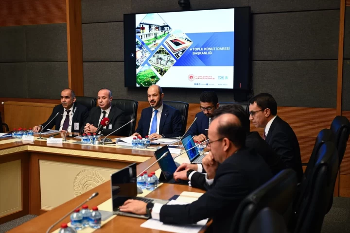 TBMM KİT Komisyonunda TOKİ, İLBANK ve Vakıf İnşaat AŞ hesaplarının görüşüldüğü toplantı
